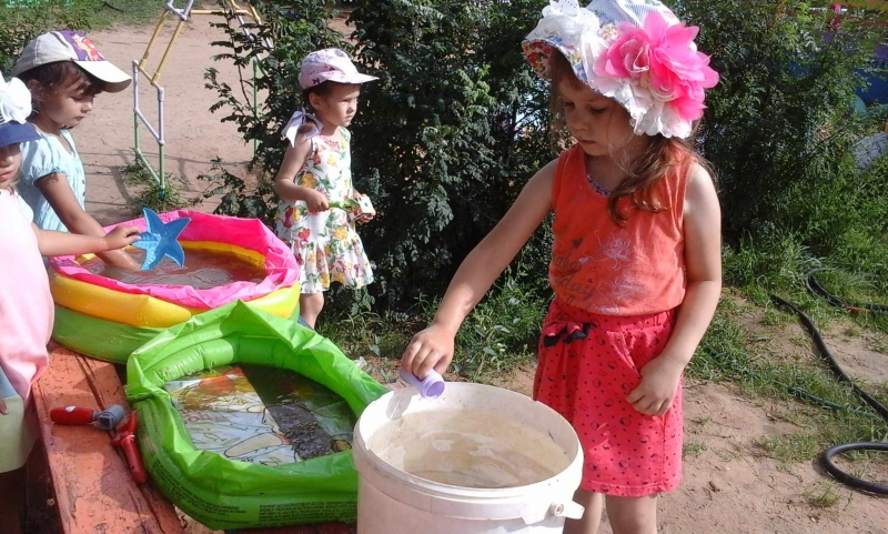 Картинки игры с водой и песком в детском саду